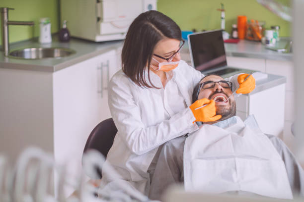 Best Emergency Tooth Extraction in Williamston, MI